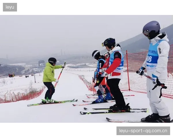 滑雪队器材调试完成，队员状态保持良好